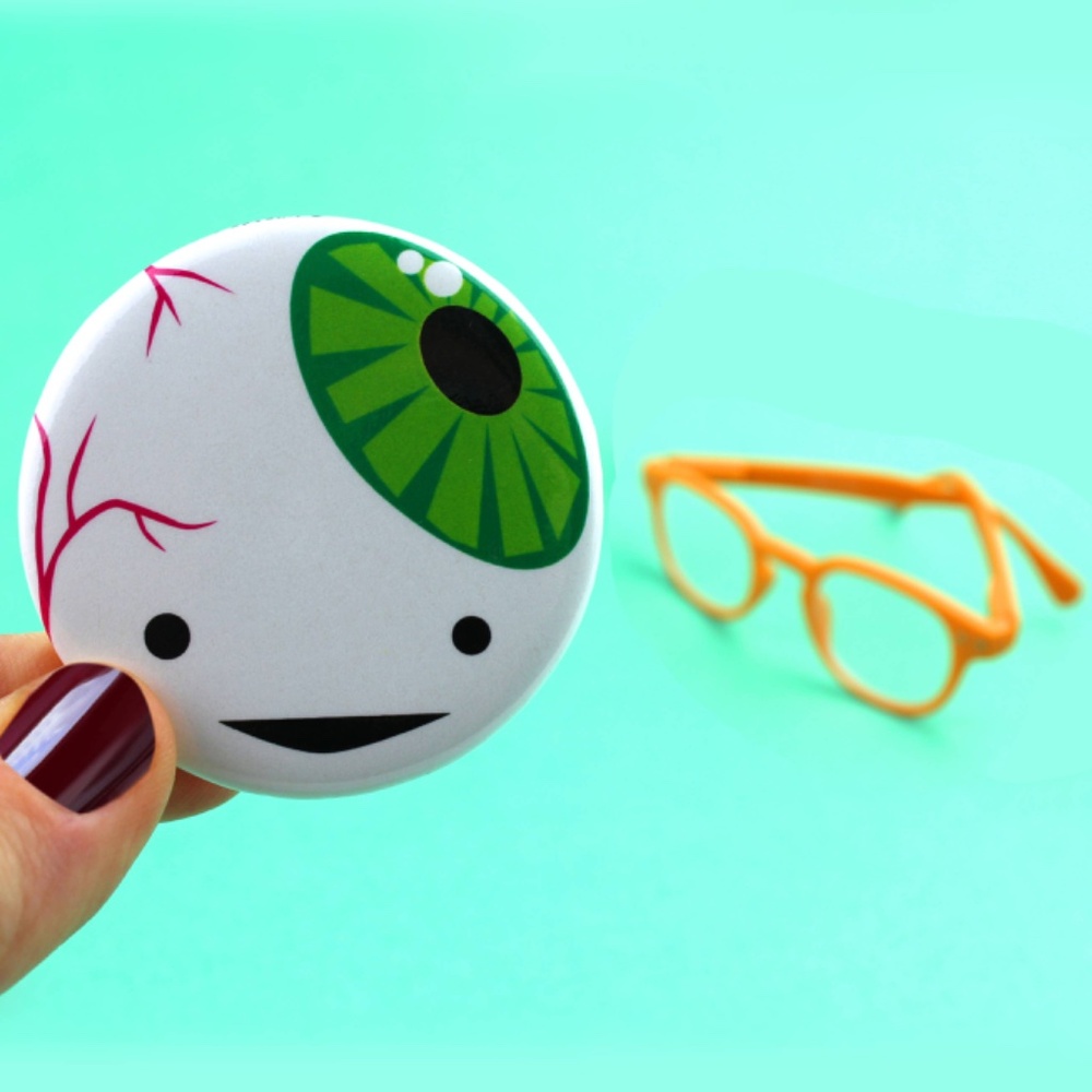 Eyeball Magnet - Picture 3 of 3